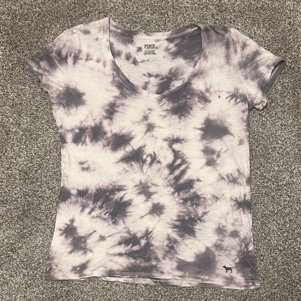 PINK Victoria's Secret Lavender and Gray Tie-Dye V-Neck Tee